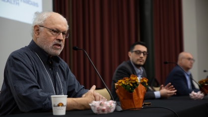 Alan Robock speaks at conference