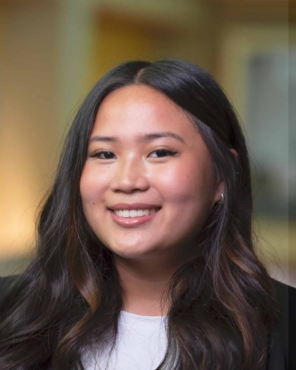 A headshot of Rutgers medical student Erin Go.